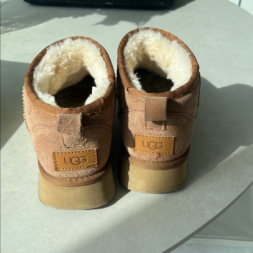 UGG platform Chestnut Brown Shearling-Lined Slip-… - image 3